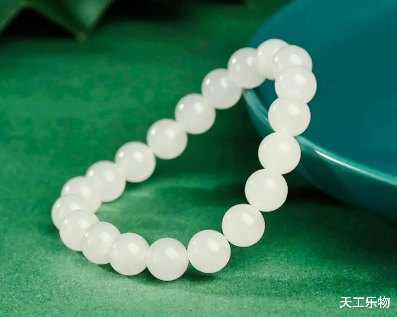 最好最细的白羊脂！和田白玉应该选哪种白？