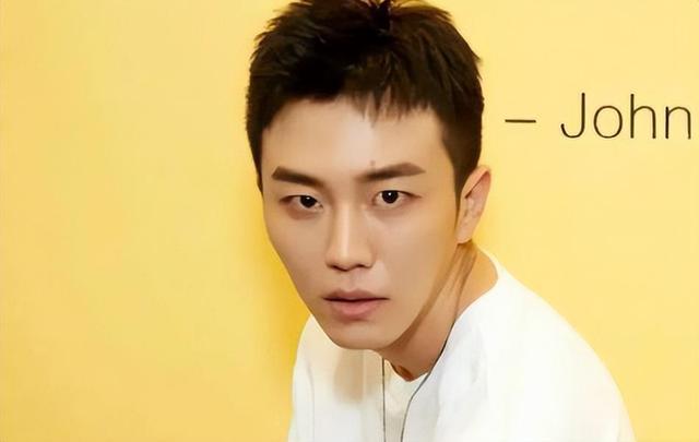 杨紫心中最不愿提及的人,不是张一山,也不是秦俊杰,而是 贺鹏