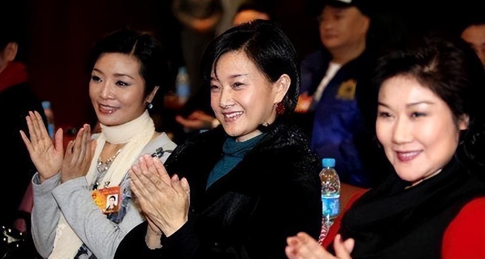 春晚|连续24年登上春晚，“民歌天后”如今销声匿迹，她的消失另有隐情