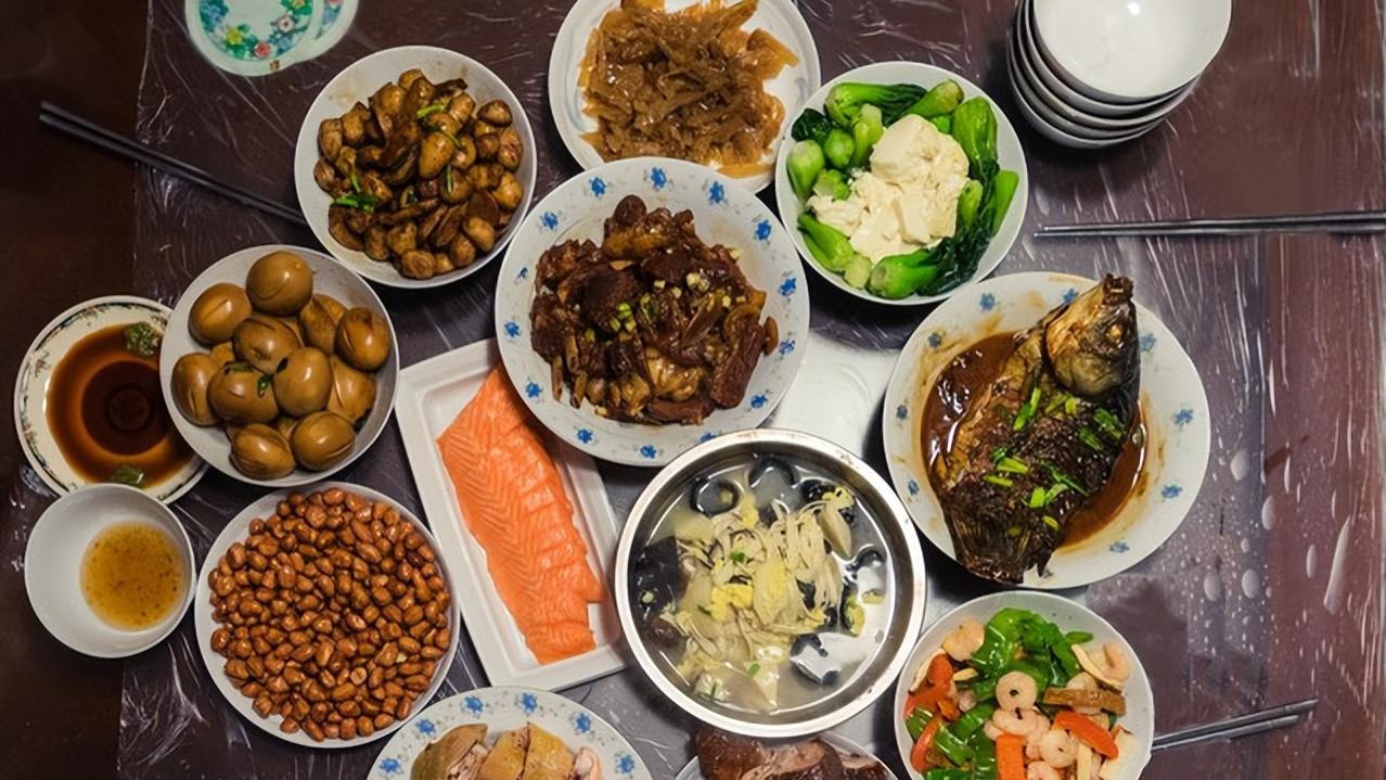 七月初一“地门开”，记住3大习俗，2个禁忌，尊重传统，图个吉利