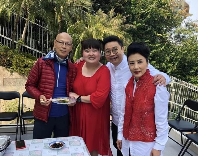 TVB女星陈嘉佳吃路边摊,体重200斤引担忧,38岁已定居内地成富婆