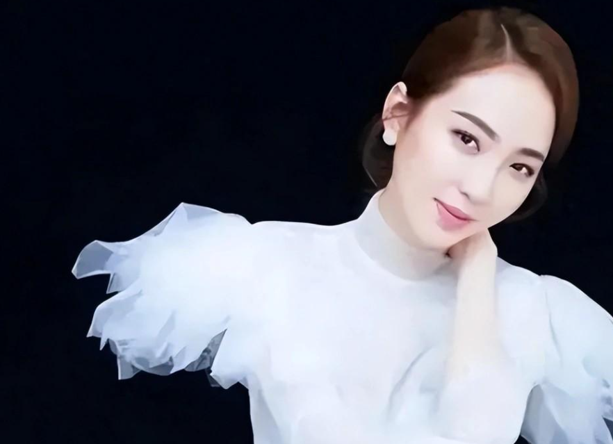 恒大歌舞团长白珊珊:许家印进去后,她居然嫁给了这个男人