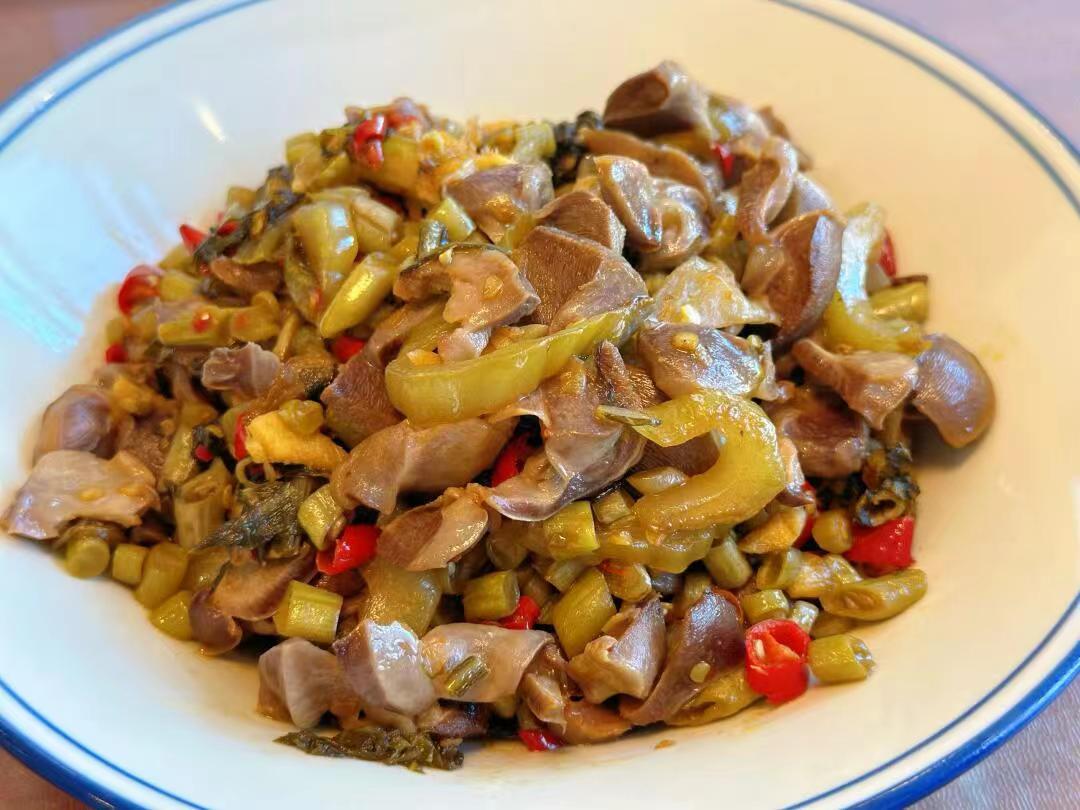 夏天就馋这菜，下酒又下饭，每周我家都要吃一次，吃着特别过瘾