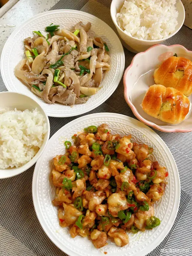 分享3道被严重低估的小炒菜,味美色香做法简单,吃过就记住了