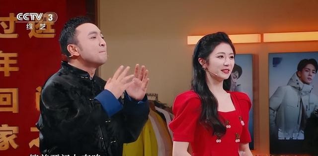 离婚2年后,今再看尼格买提和帕夏现状,两人已经走上了不同道路