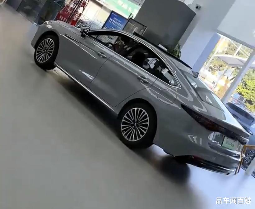叫板比亚迪秦L！奇瑞风云A8L到店，综合油耗1.01L还带2400km续航