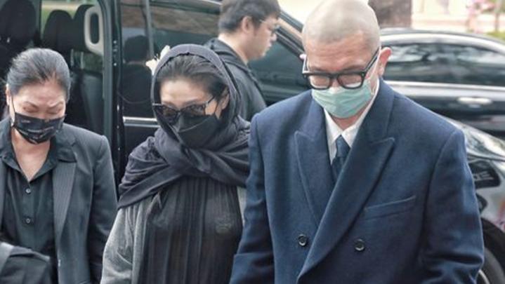 一件透视裙，将大S的尴尬境况，展现的淋漓尽致