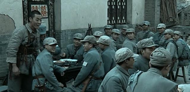 抗日神剧八路军的离谱伙食，顿顿羊肉加红烧肉，比现代人吃得还好