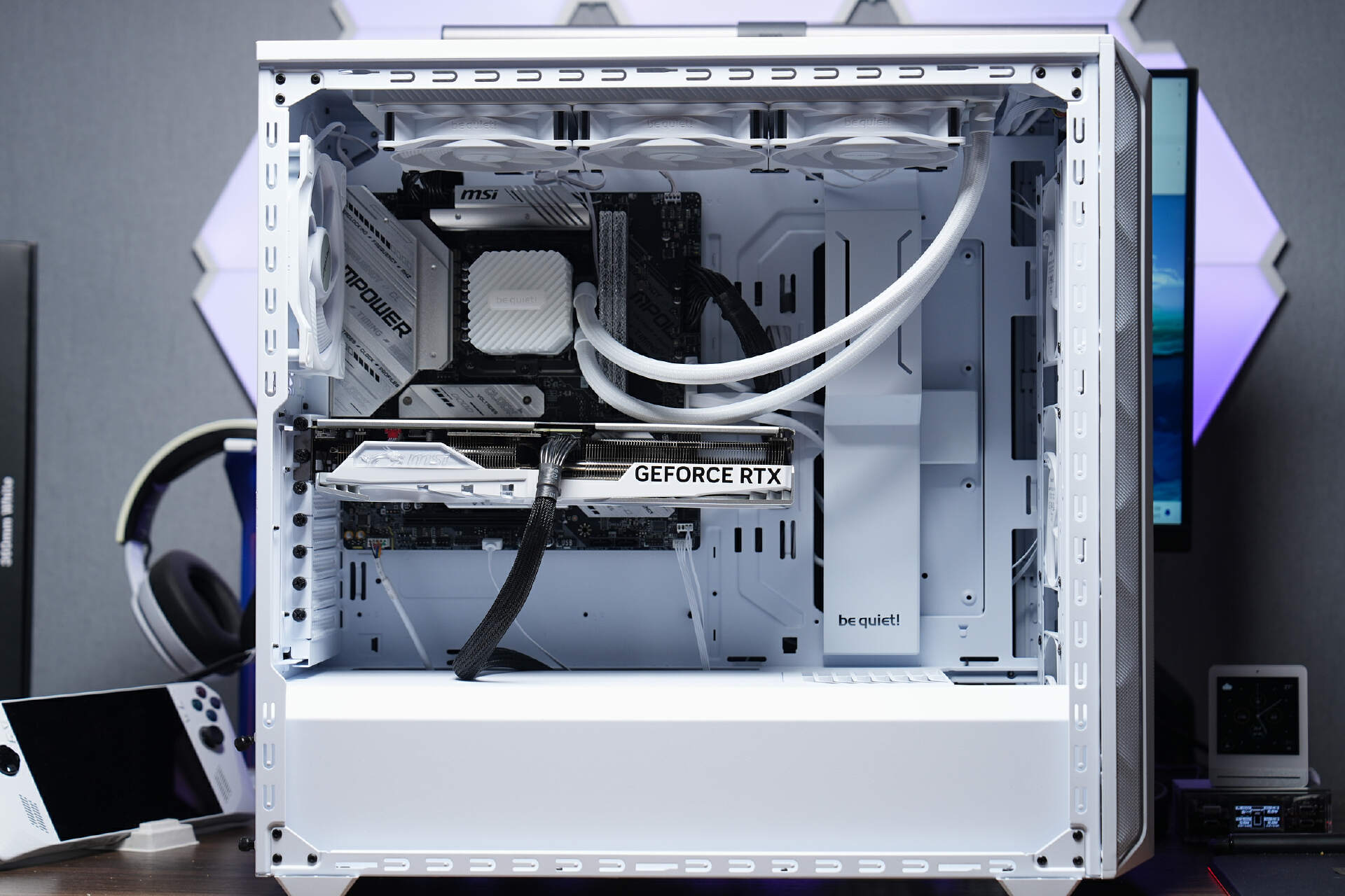 性能不錯(cuò)，還有二次元，玖合玲瓏RGB燈條開箱