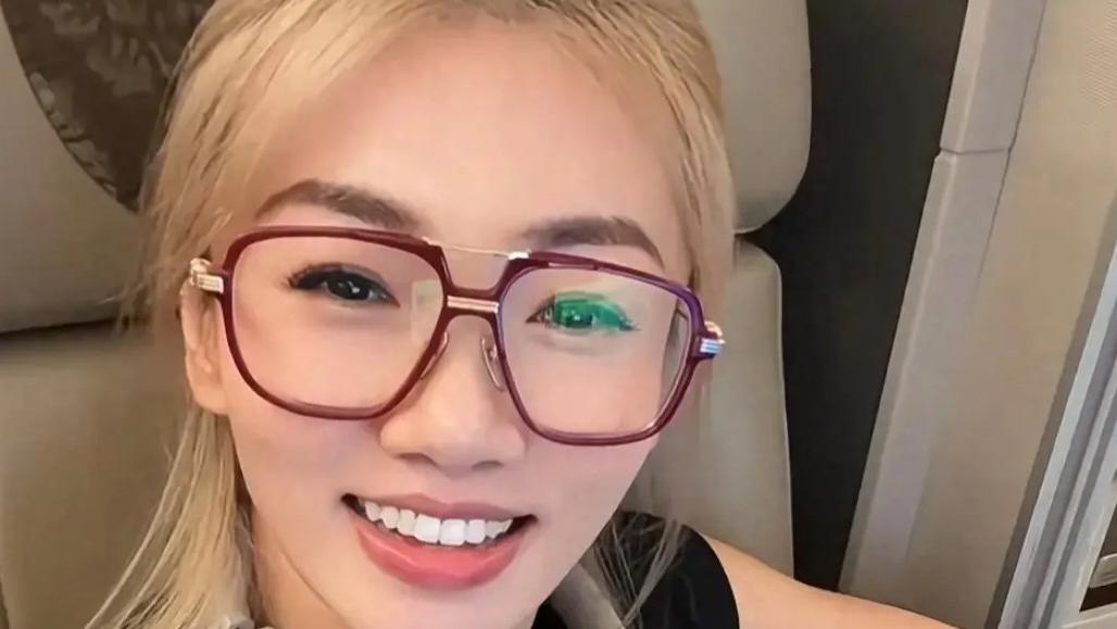 程晓玥和女儿去澳洲短住，豆豆会自己刷牙、梳头，1岁半准备上学