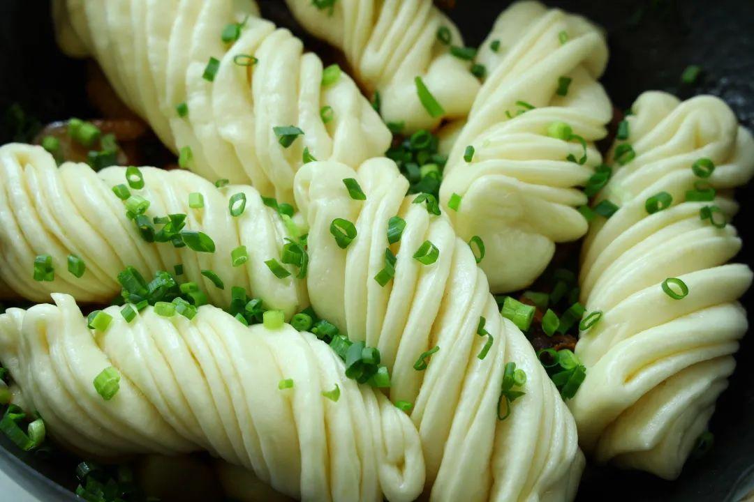 夏天，我家一周吃2次的懒人饭菜！堪称家庭版地锅鸡，比饭店好吃