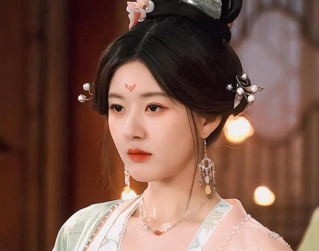 赵露思事件再升级！千字长文控诉“恩人”，于正怒斥：你德不配位