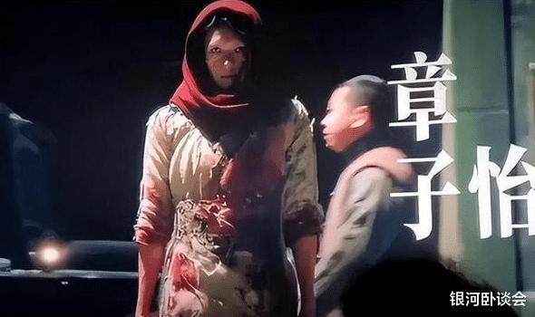 章子怡离婚后暴瘦,首晒儿子正面照,女儿和汪峰一模一样