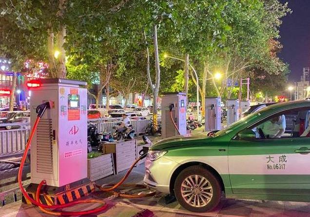 越南1.03亿人口，拥有631万辆汽车，山东1.01亿人有多少汽车