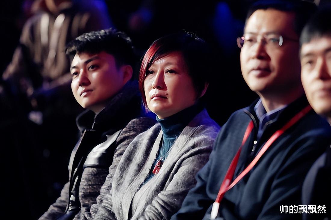 丁芯:和丈夫赵宝刚丁克18年愁坏婆婆,40岁意外得子全家乐开怀