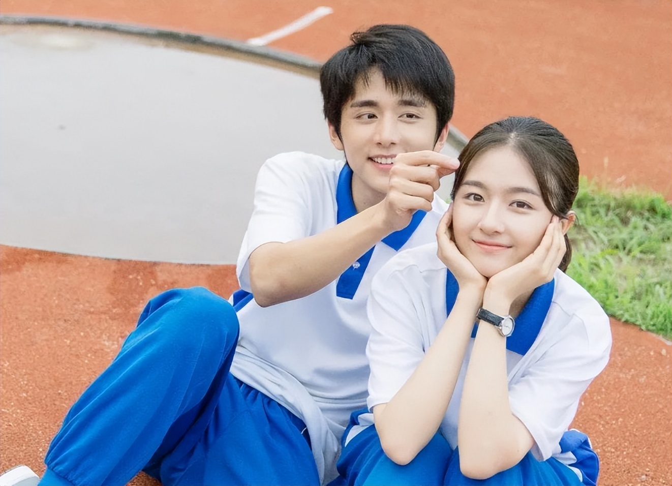 被丑脖子拖累的6位女星,明明有张美人面,换上古装却被狠狠艳压