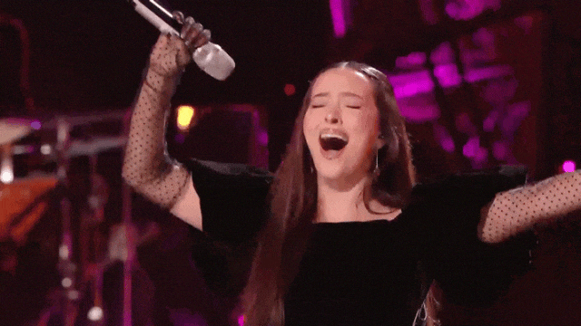 《歌手2024》大翻车，那英直播超紧张，凤凰传奇被紧急召回！