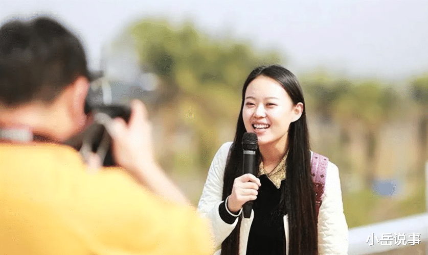 噩耗:著名央视主持产子去世!刚生下女儿撒手人寰,葬礼现场董卿哭成泪人