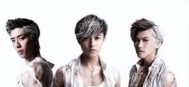 解散十五年后合体,曾红极一时的棒棒堂男孩如今怎样了?