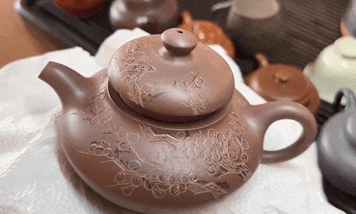 原作复刻顾景舟壶，家藏15年老紫泥手工制作，素雅有致