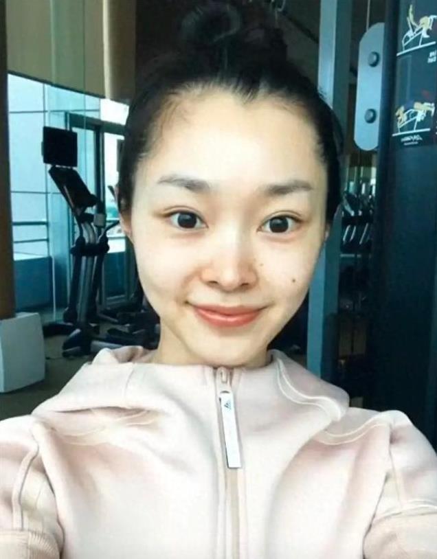 女明星卸妆大变样,陈都灵太普,梅婷熊猫眼,章子怡变无眉大侠