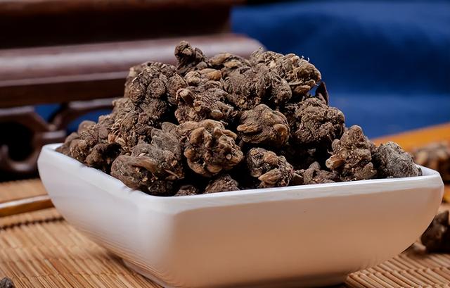 散结圣药夏枯草，4种巧妙搭配，加速消散全身的结节