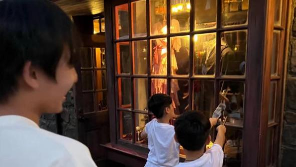 林志颖为爱子庆生，15岁Kimi长成全家最高，9年未露脸变化好大