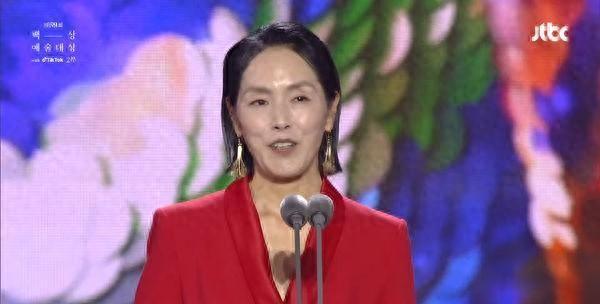 《黑暗荣耀》宋慧乔、5人帮现身哀悼　风光送朴志雅最后一程