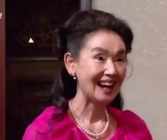 最是人间留不住！如今的“糟老婆子”，年轻时也曾是“一眼万年”