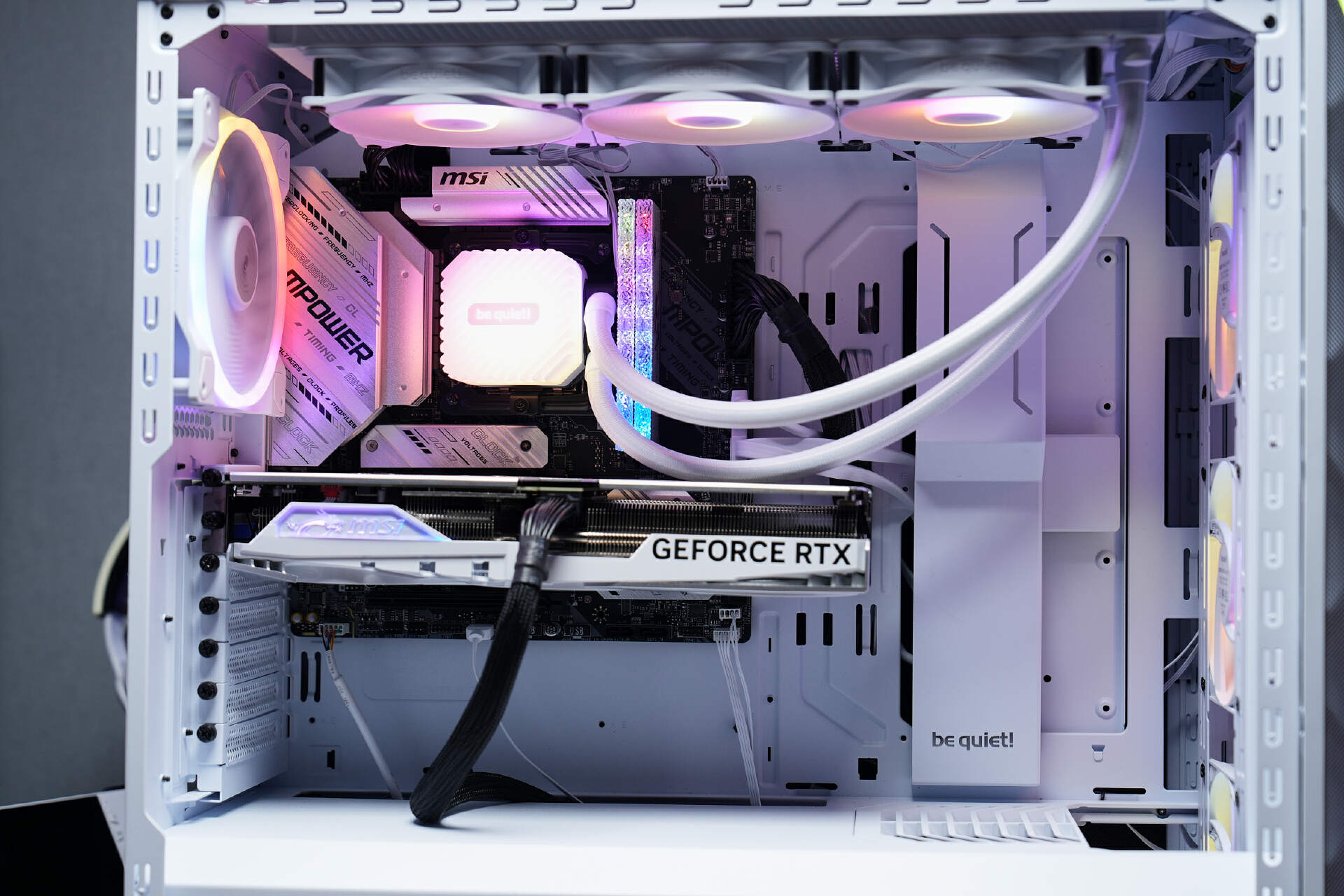 性能不錯(cuò)，還有二次元，玖合玲瓏RGB燈條開箱