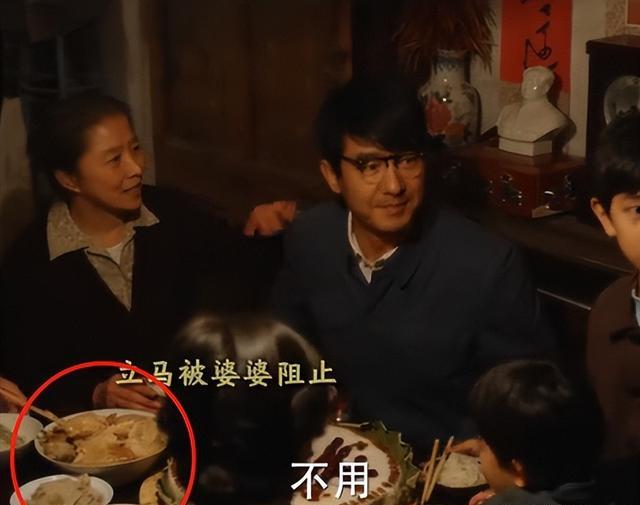 油头粉面就别演穷人！看蒋欣、闫妮的表现，才知道真穷人是什么样