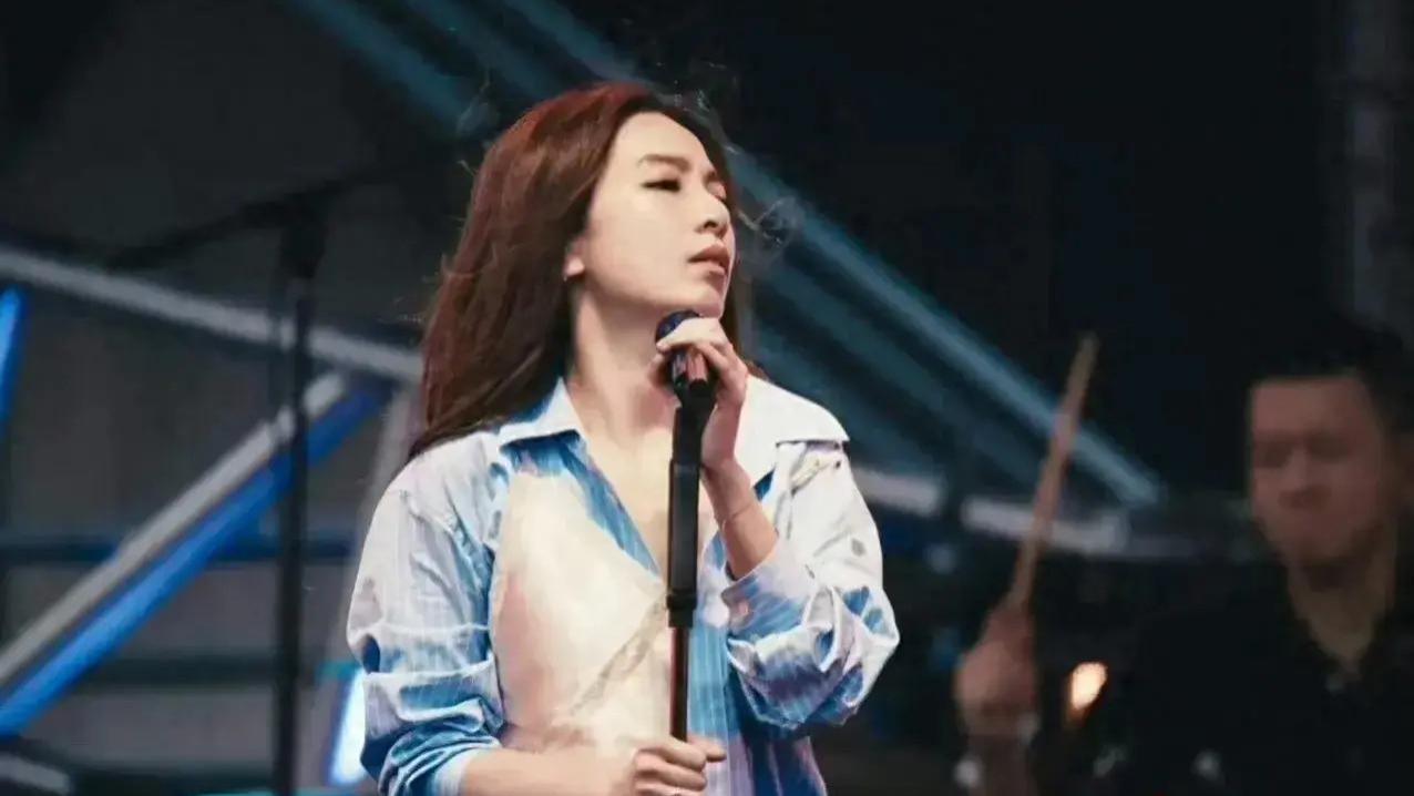 没有惩罚没有道歉，田馥甄就这样招摇过市，准备在内地开演唱会了