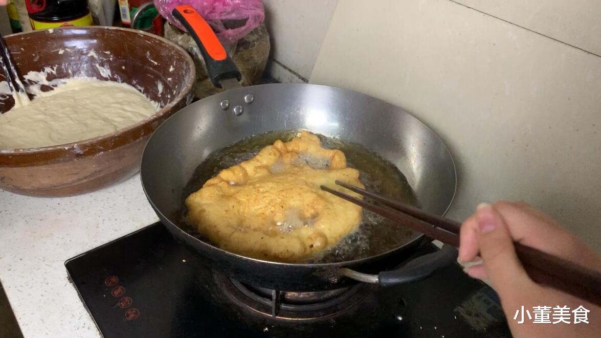 河南丈母娘的一桌子菜,在朋友圈火了,8素2肉,网友:太寒酸了