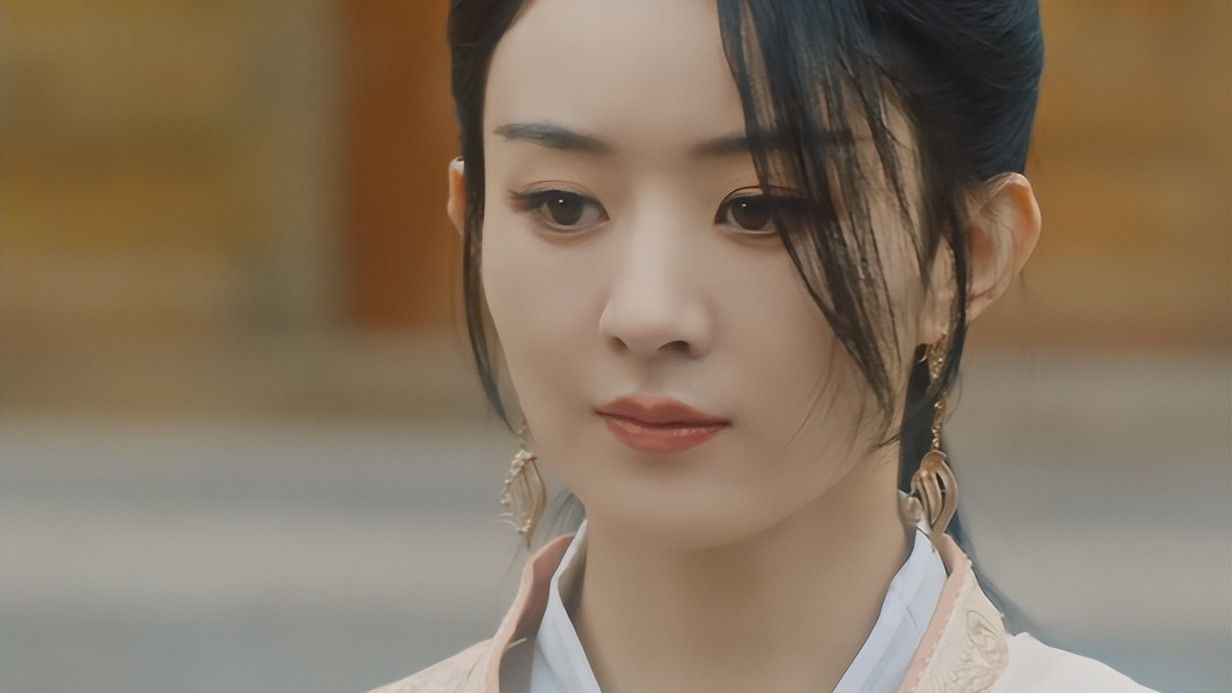 《与凤行》：出场就把所有人看呆，这才是古装片“头牌”该有的样子