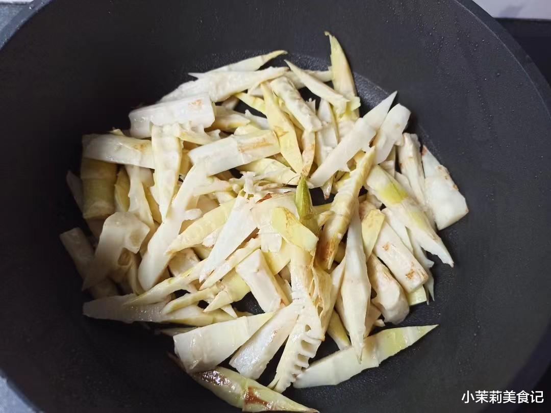 “补钾”飞快的4种春菜，鲜美应季，每天吃一种，身强体壮精神足