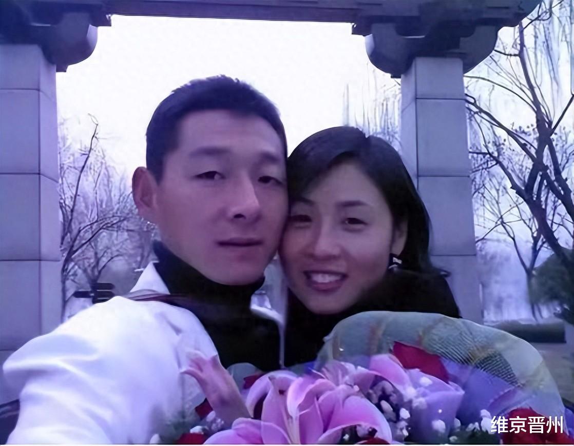 2009年,女友出车祸,智力仅3岁,军官执意娶回家,如今过得怎样