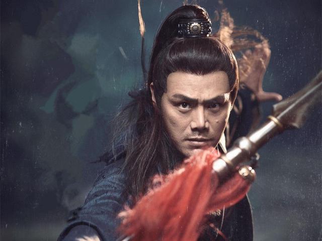 邵兵20岁儿子跑韩国出道,美貌惊人疑似医美,还是爸爸有男人味