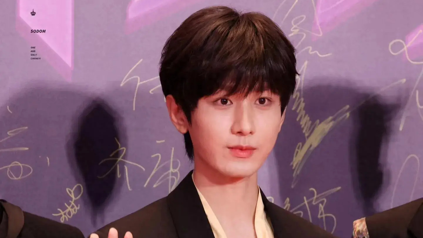 “脸与身高不符”的12位，将成毅虞书欣檀健次放一起，一目了然