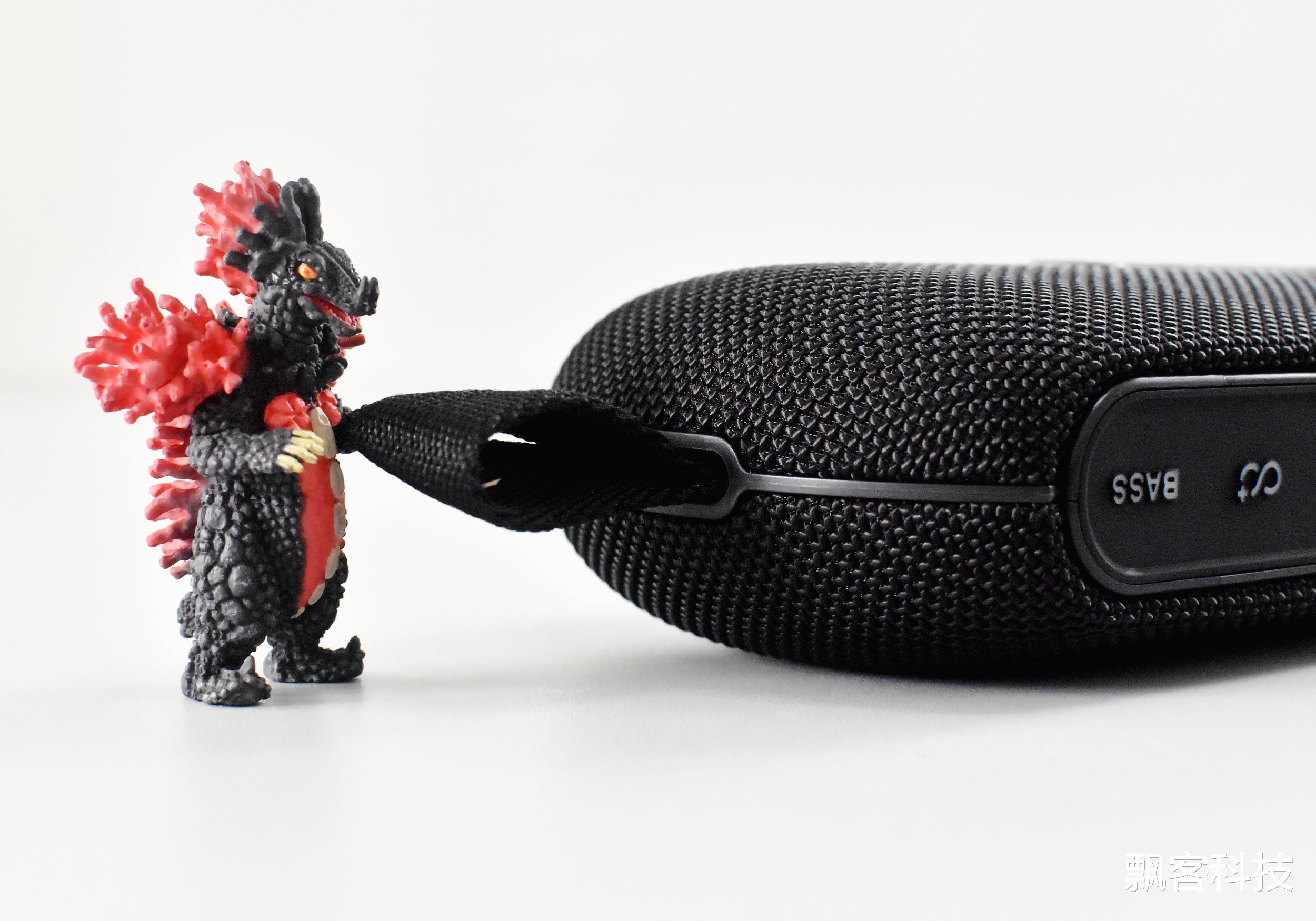 媲美千元旗艦，HiFi音質(zhì)的雷登S6便攜戶外藍牙音箱體驗分享