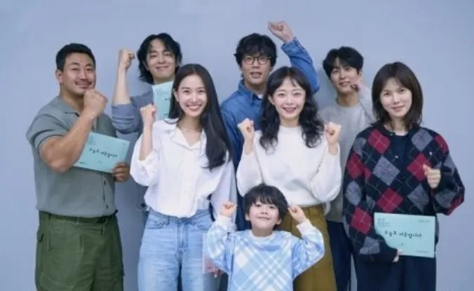 韩国知名女星假戏真做，热剧CP甜蜜完婚，编剧临时改戏孕味十足！