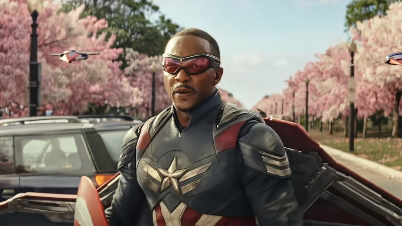 《美国队长4》北美次周票房暴跌，《哪吒2》北美次周获300万美元