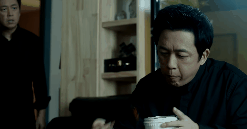 《白夜破晓》:潘粤明“干饭”,戳穿了多少“戏混子”的体面