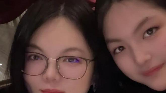 李湘凌晨发文晒母女情深，网友盛赞“闺蜜式”亲子关系