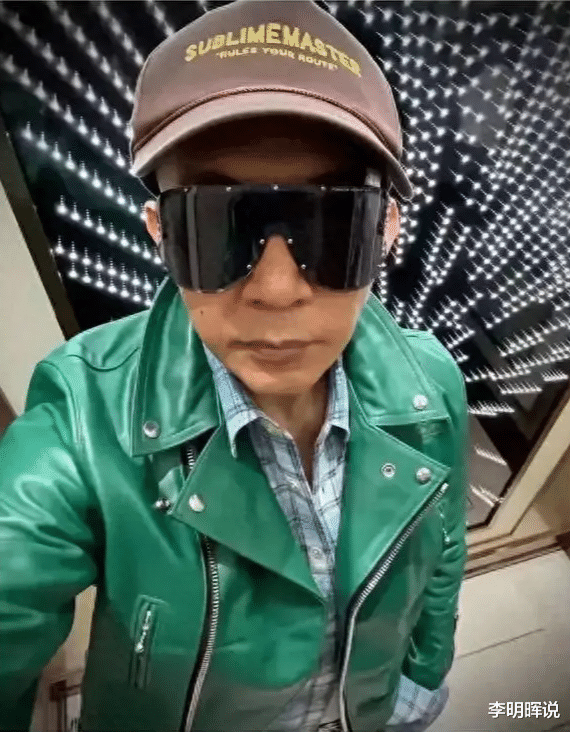 大S老公刚刚在社交平台发布最新照片。大S第一个点赞，留言酷吧！