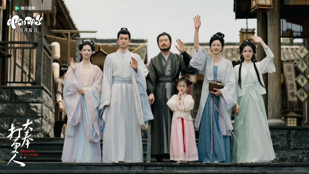 《白色破晓》正式破万，三大平台甩出“王炸剧”正面硬刚，谁将登顶黑马