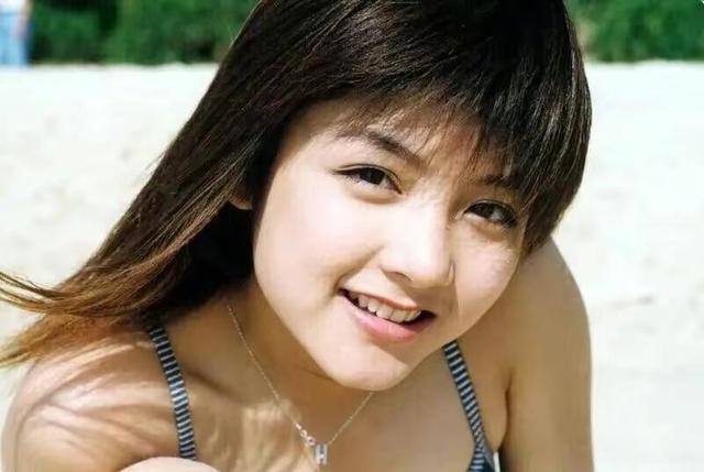 41岁的广东肇庆美女冼色丽,在娱乐圈辗转23年,现如今已销声匿迹