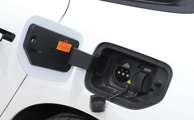 新车  11.99万元起，东风奕派eπ007eπ008限时售价公布