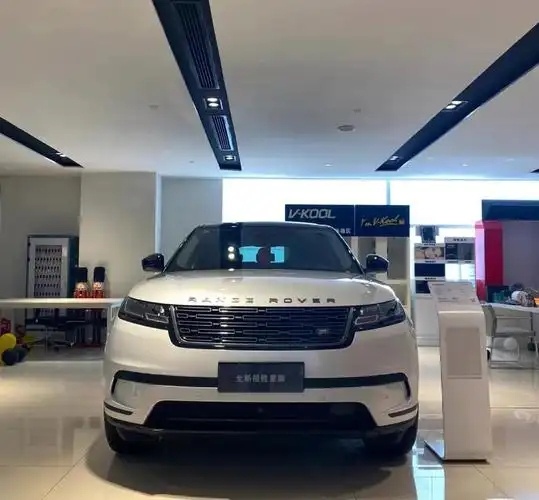 2025款缩小版路虎“揽胜”上市！仅售56.8万起，3.0T动力强劲