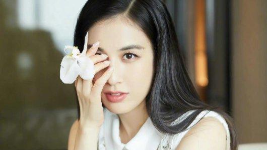 黄圣依自爆杨子不爱自己，生活过得不如意，为何网友丝毫不同情她