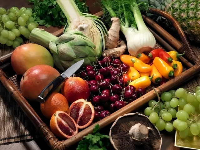 35岁女子每晚一根玉米减肥,坚持半年后,现在身体状况怎么样了?